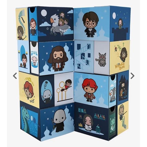 Harry Potter Magical Infinity Gift Box - Picture 8 of 9